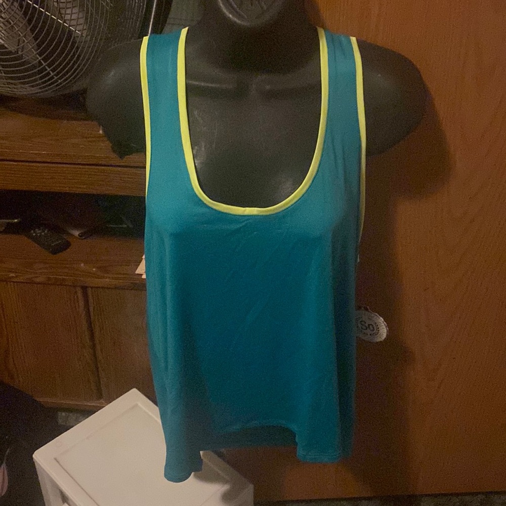 New SO tank top with tags